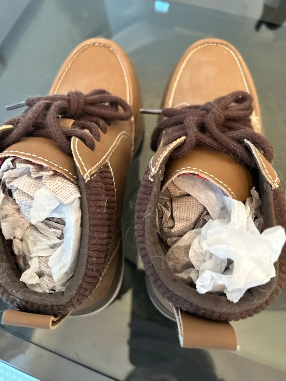 Lands' End Big Boy size 4 Brown Chukka Boots with White Stitching never worn